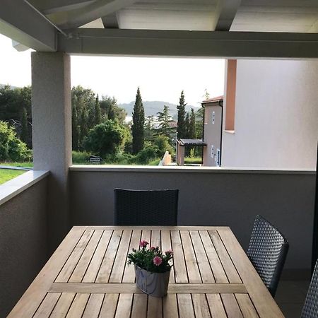 Apartmani Matea Црес Экстерьер фото