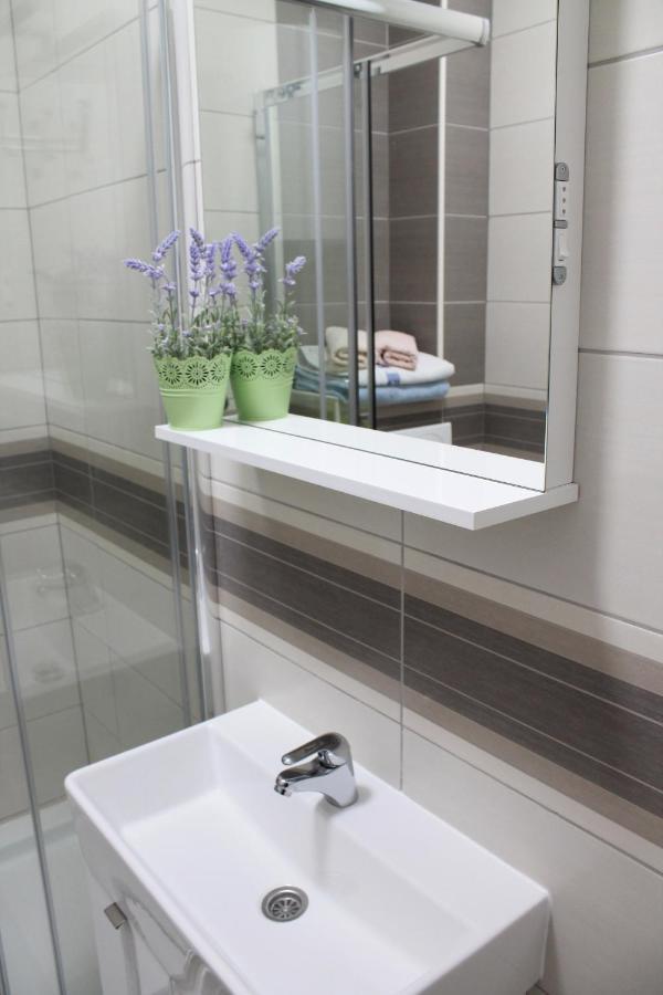 Apartmani Matea Црес Экстерьер фото