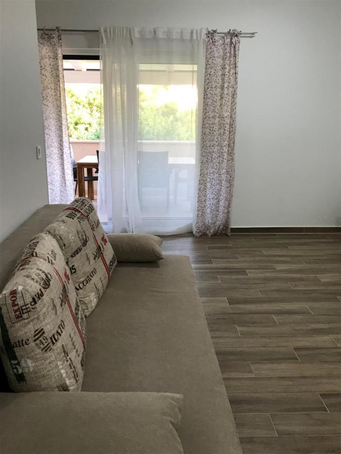 Apartmani Matea Црес Экстерьер фото